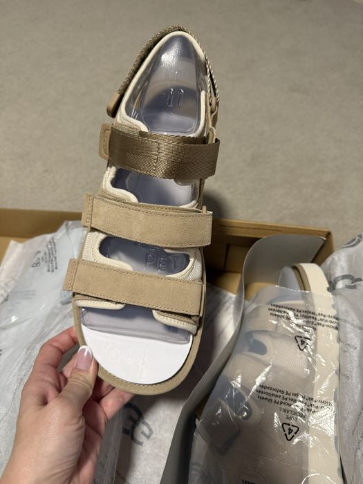 Sandale UGG barbati