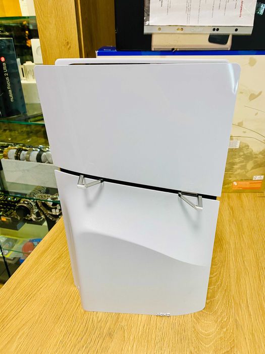 Конзола PlayStation 5 (PS5) Slim, 1TB SSD, Digital Editon, White