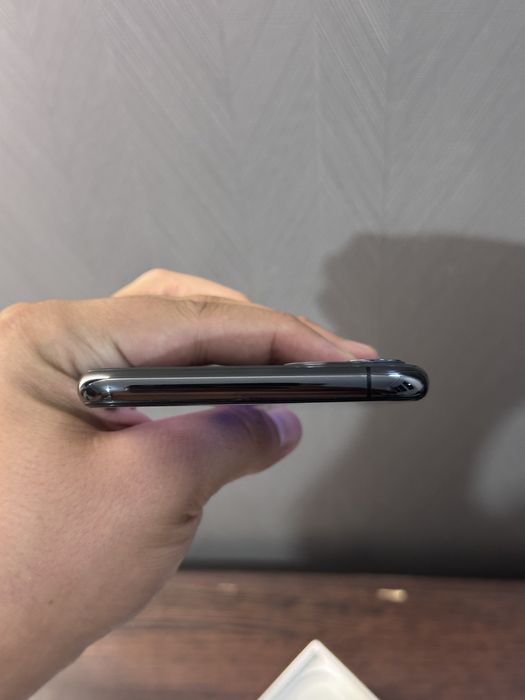 Iphone 11 pro max 64 gb