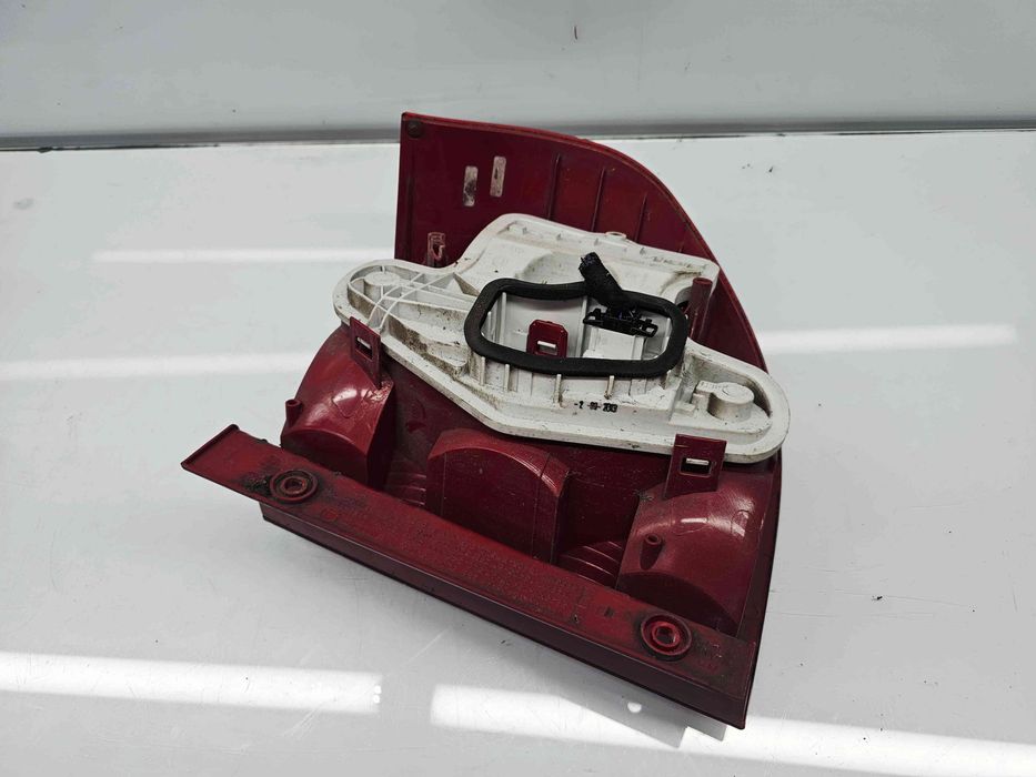 Stop aripa stanga Skoda Yeti (5L) [Fabr 2009-2020] 5L0945111B