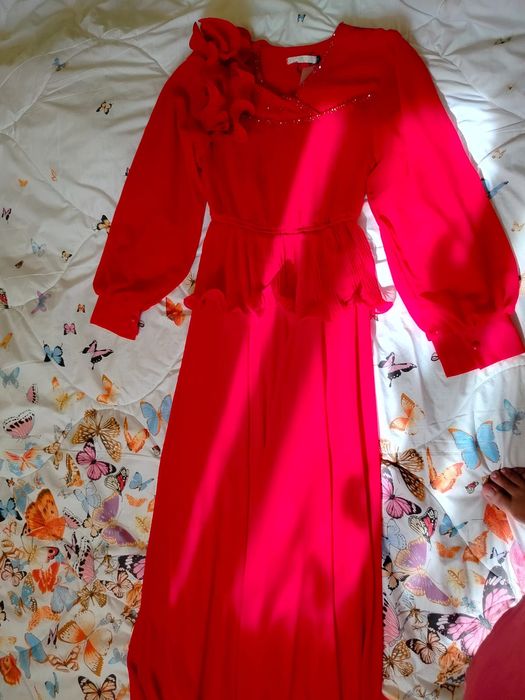 Платья қызыл көйлек