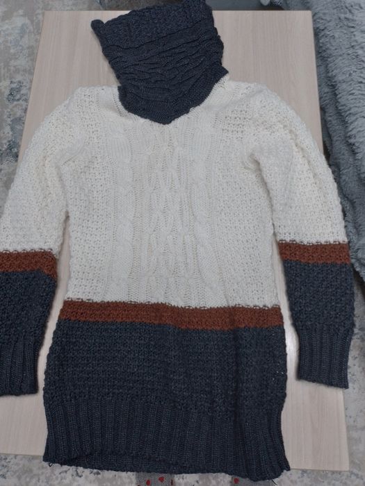 Продаю вязаный свитер