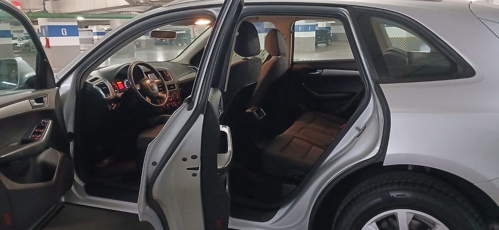 Vand AUDI Q5, 2.0 diesel, an 2014, 4x4 QUATTRO, Ingrijit, Acte la Zi