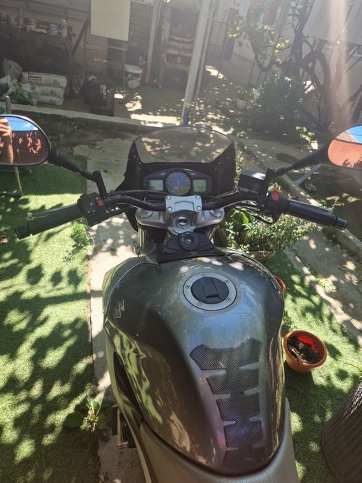 Vand Suzuki GSR 600
