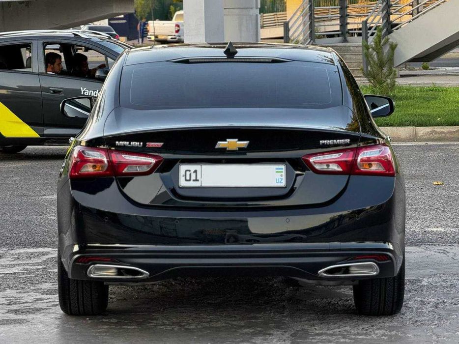 Chevrolet Malibu 2 - Premier