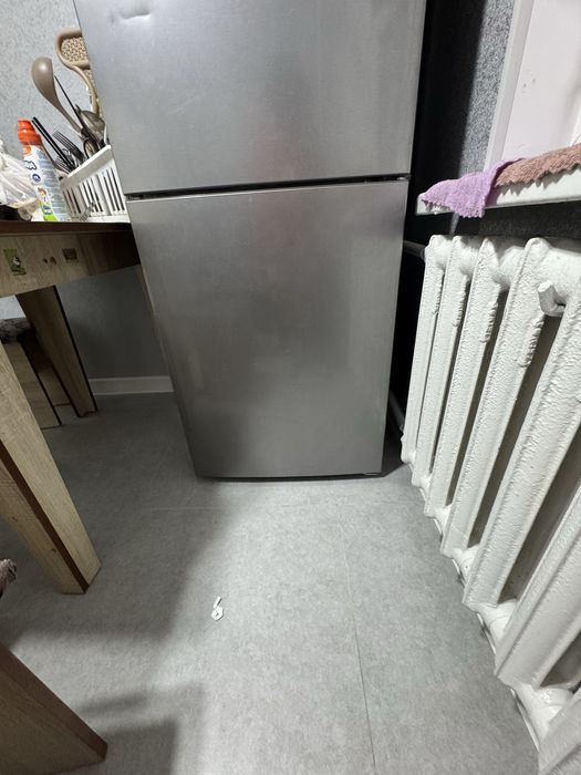 Продам холодильник в отличном состояние