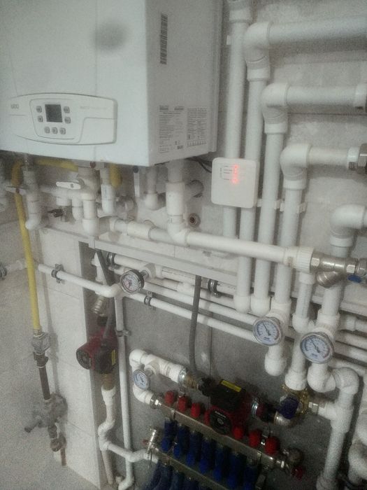 Опытный сантехник