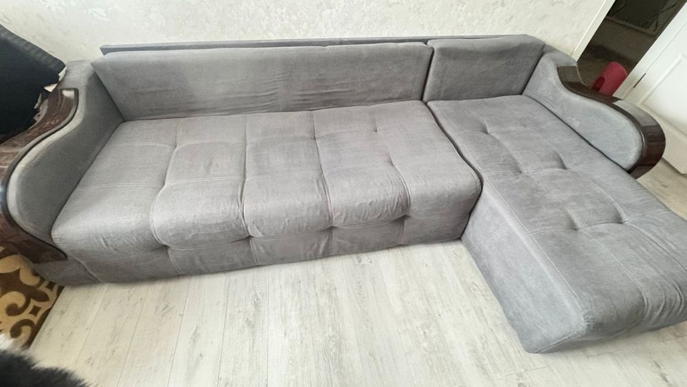 Продам диван цвет темно серый