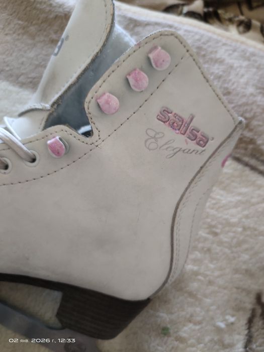 Продам коньки для девочки