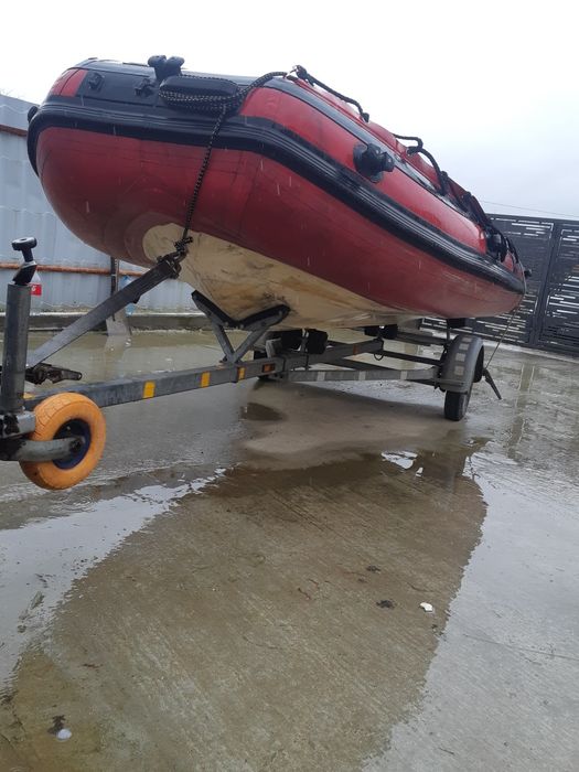 Barca rib 4 m, peridoc și motor yamaha 6 hp