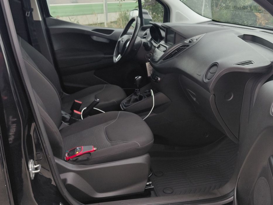 FORD Transit 2022 — imagine 5