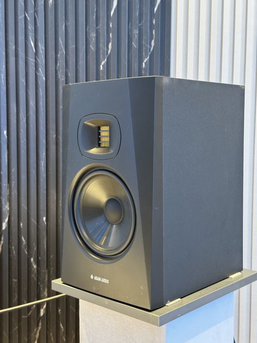 Студийные мониторы ADAM T7V (отличное состояние)