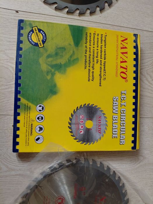 Отрезной диск по дереву