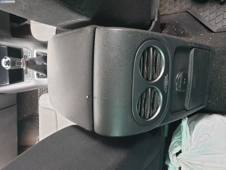Cotiera Piele cu Consola Volkswagen Tiguan 2007 - 2015 [K7823]