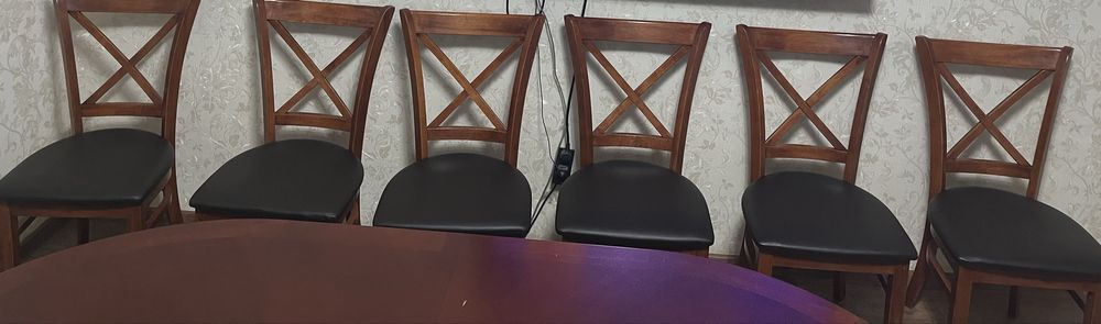 Продам Стол из чистого дерево