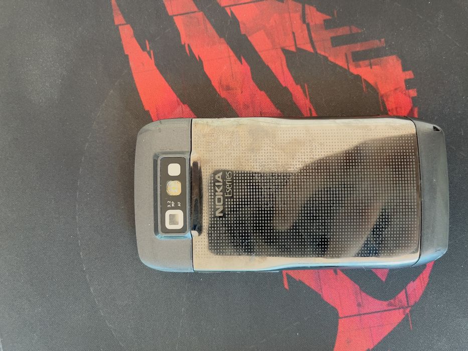 Nokia E71 ideal holatda