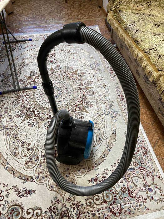 Пылесос Samsung в хорошем состоянии