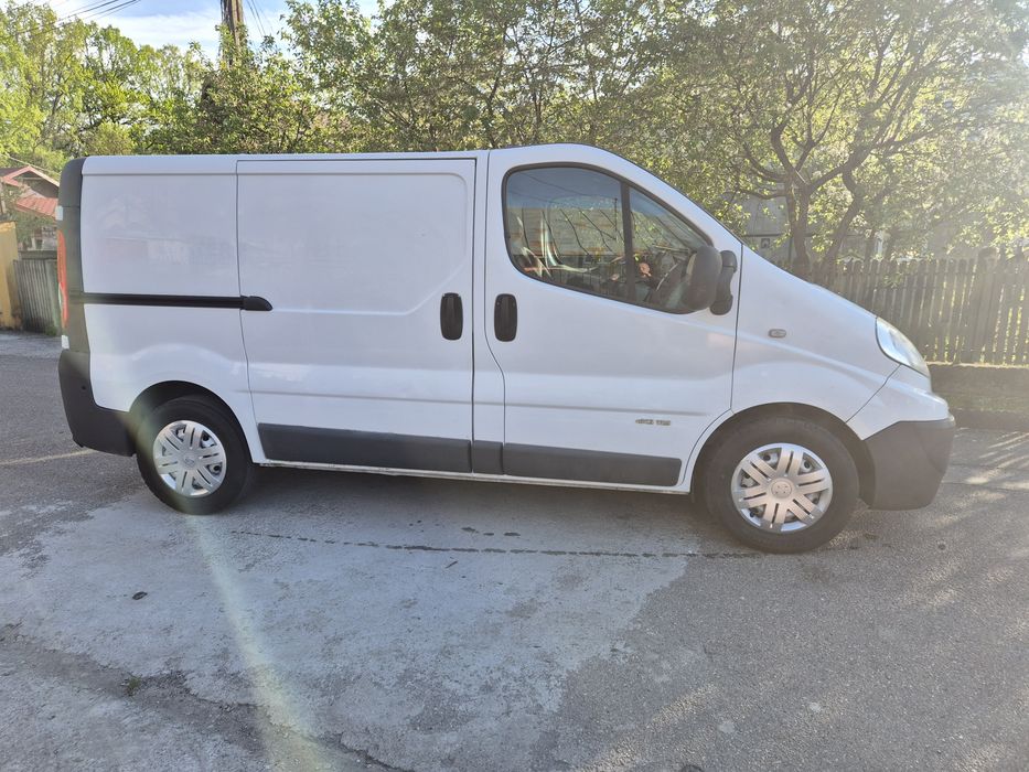 Vând Renault Trafic 2,0 TDCI //116 CP// Fab  06/03/2014 //Euro 5//
