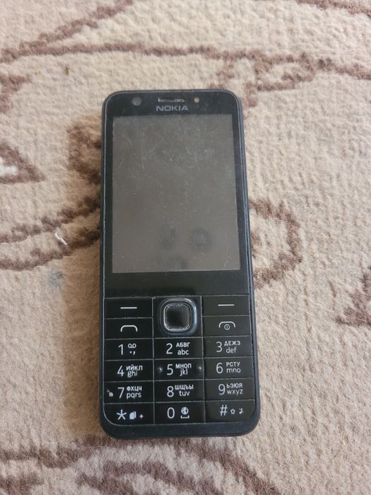 NOKIA  legendarni telfonlar   sotiladi