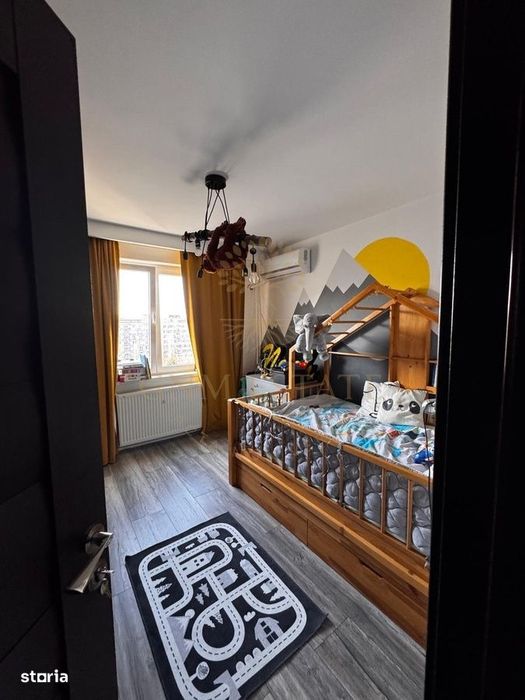 3 Camere Centrala Proprie An constructie 1983 Zona Gorjului