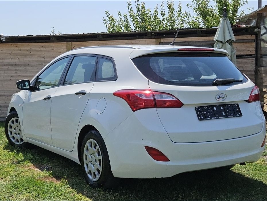 HYUNDAI i30 2013 — imagine 3
