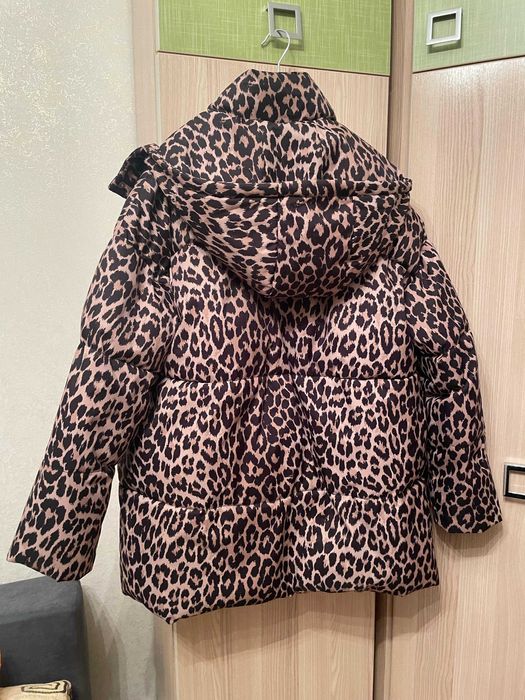 Куртка женская..