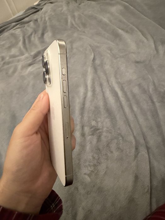 Iphone 15 pro white impecabil