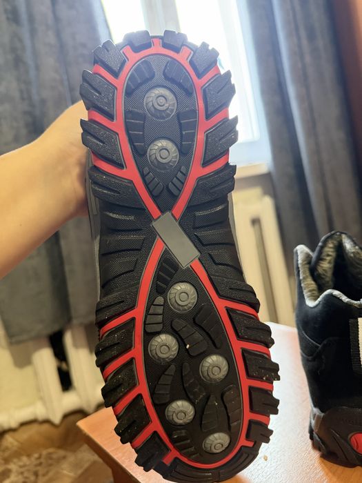 Продам мужские ботинки зима-весна