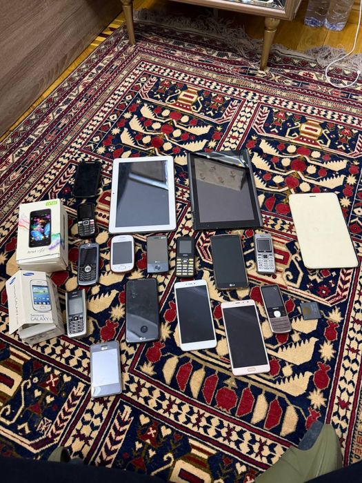 Eski telefon va planshetlar optomga