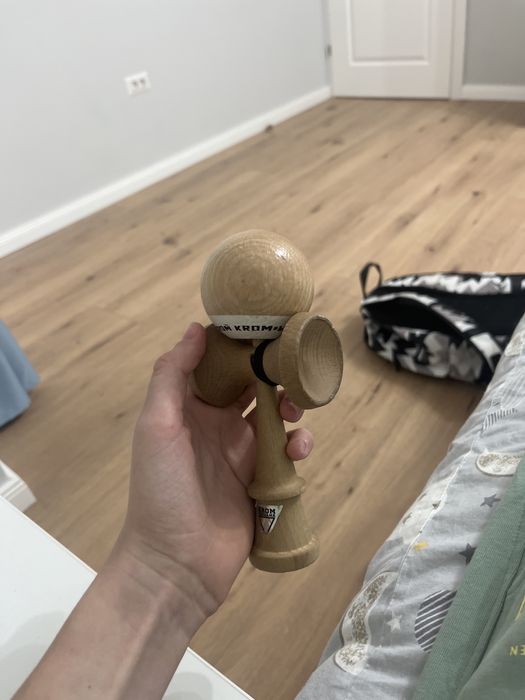 Kendama krom pop no color