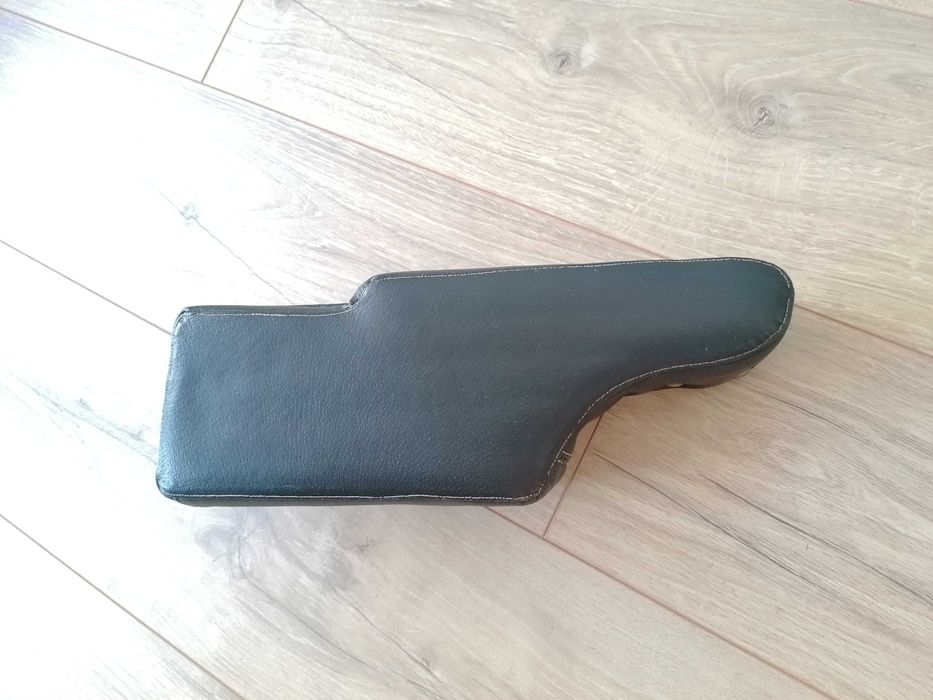 подлакътник за централна конзола