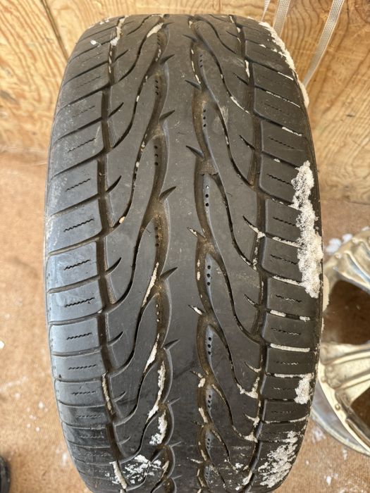 Один балон 255/50/20