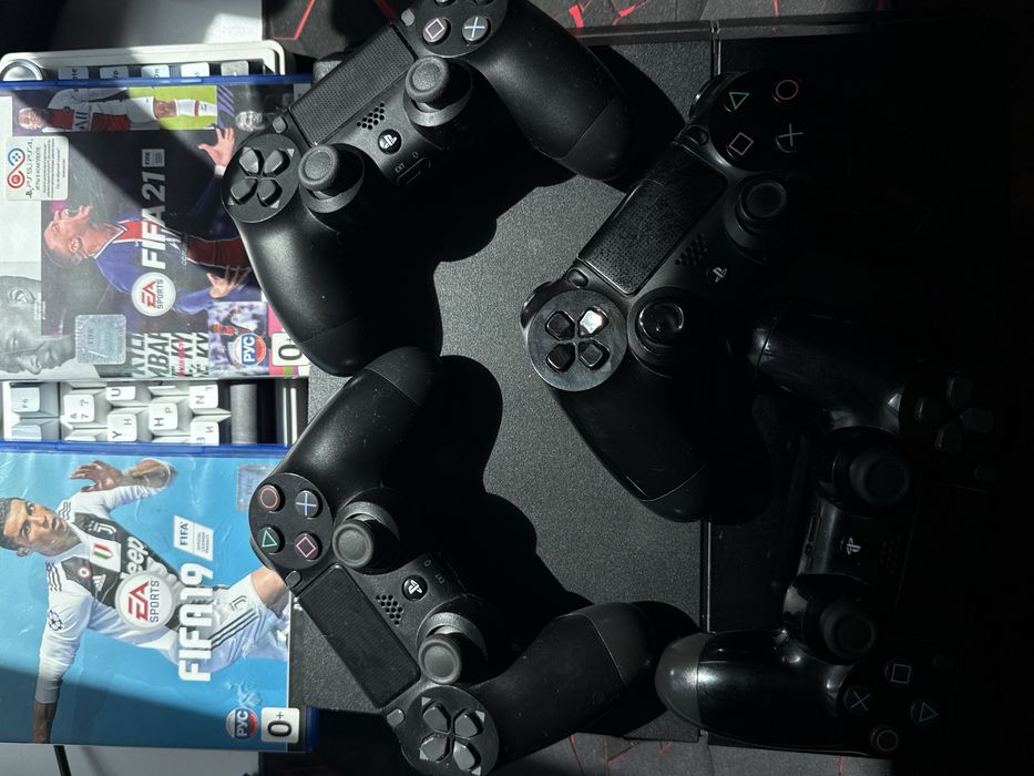 Sony PS4 fat с играми