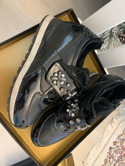 Кроссовки на платформе