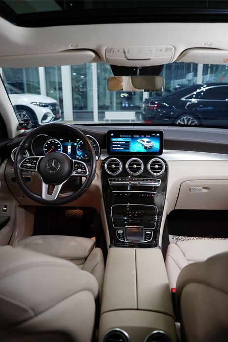 Mercedes Benz GLC200