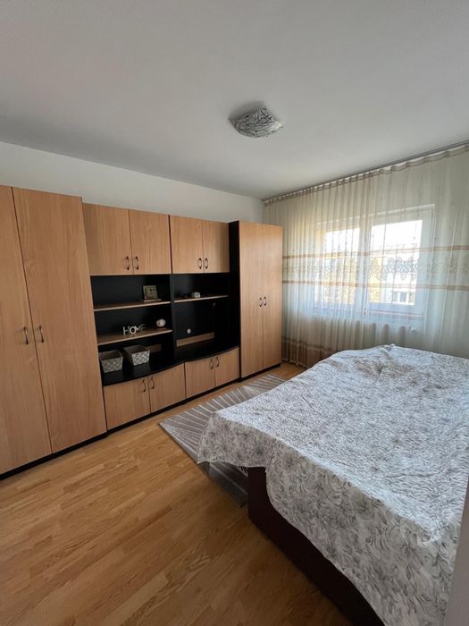 Inchiriez apartament 1 camera
