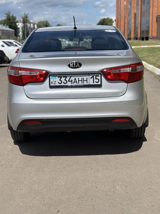 Продам KIA RIO 3
