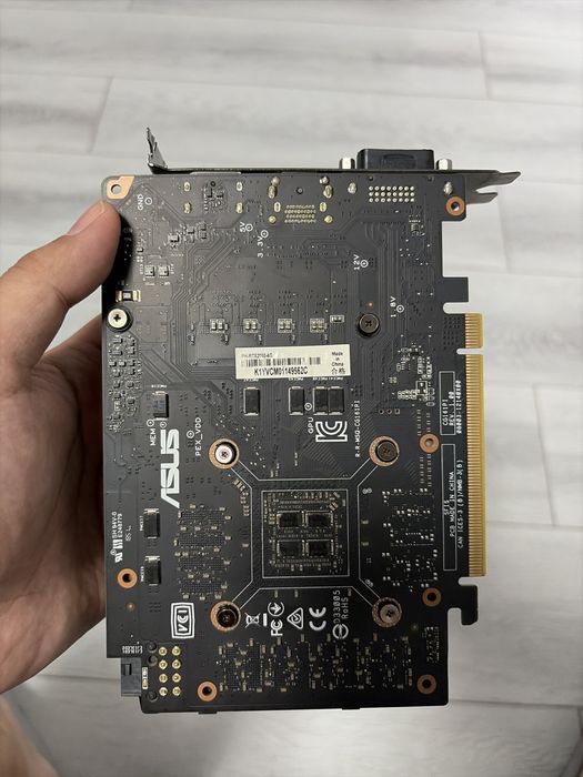 RTX2060  6G  asus
