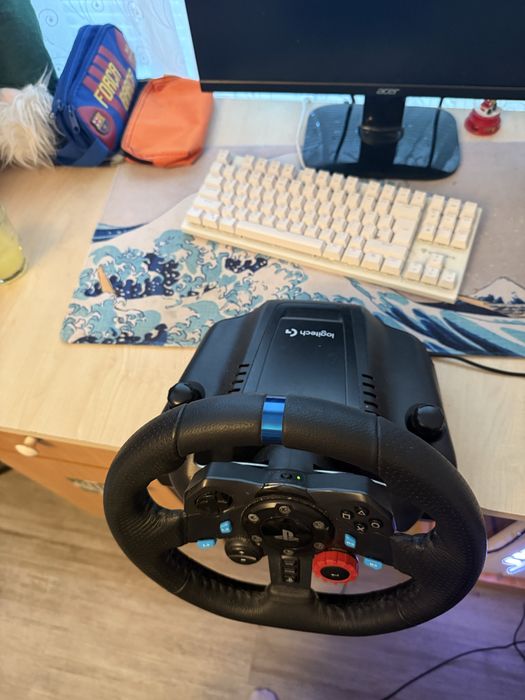 Продавам logitech g29