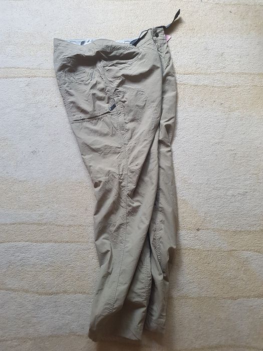 MOUNTAIN HARD WEAR мъжки панталон L размер.