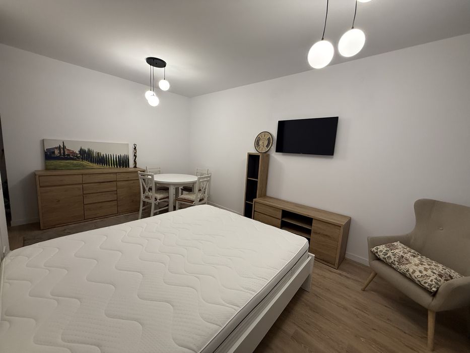 Inchiriez garsoniera in Estoria City - L2 (exclus agentii imobiliare)