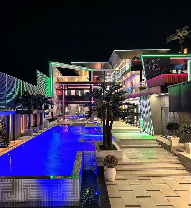 Премиальная дача в Чарваке “Beverly Hills”