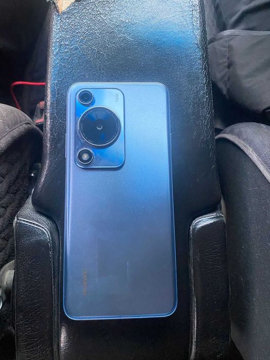 Huawei nova y72s