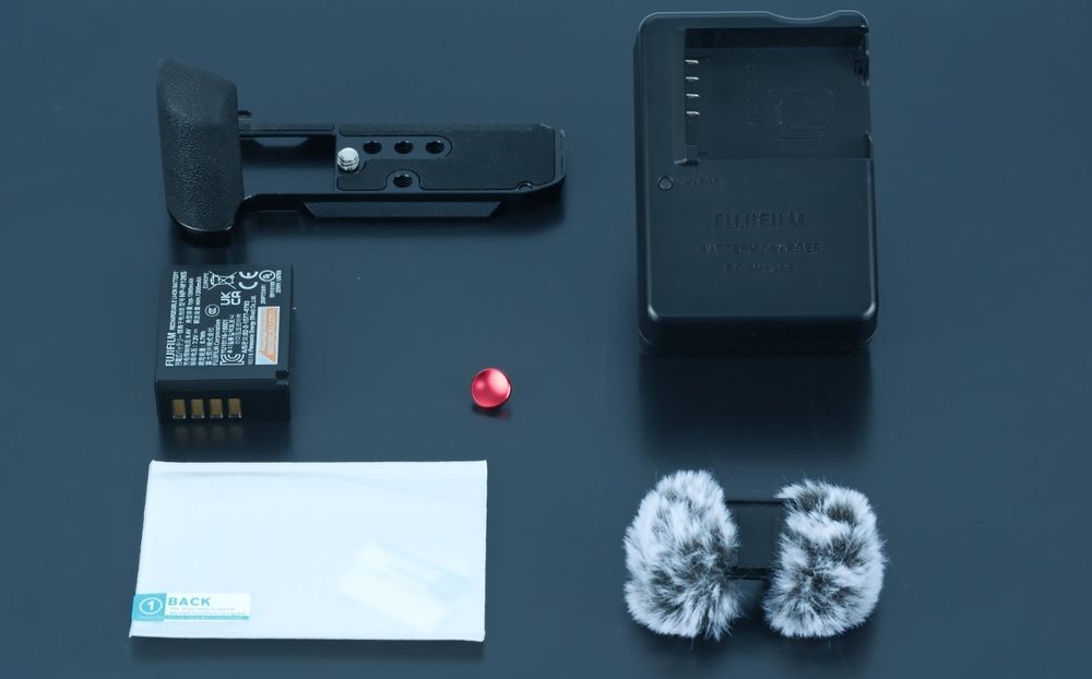 Продавам Fujifulm XM5