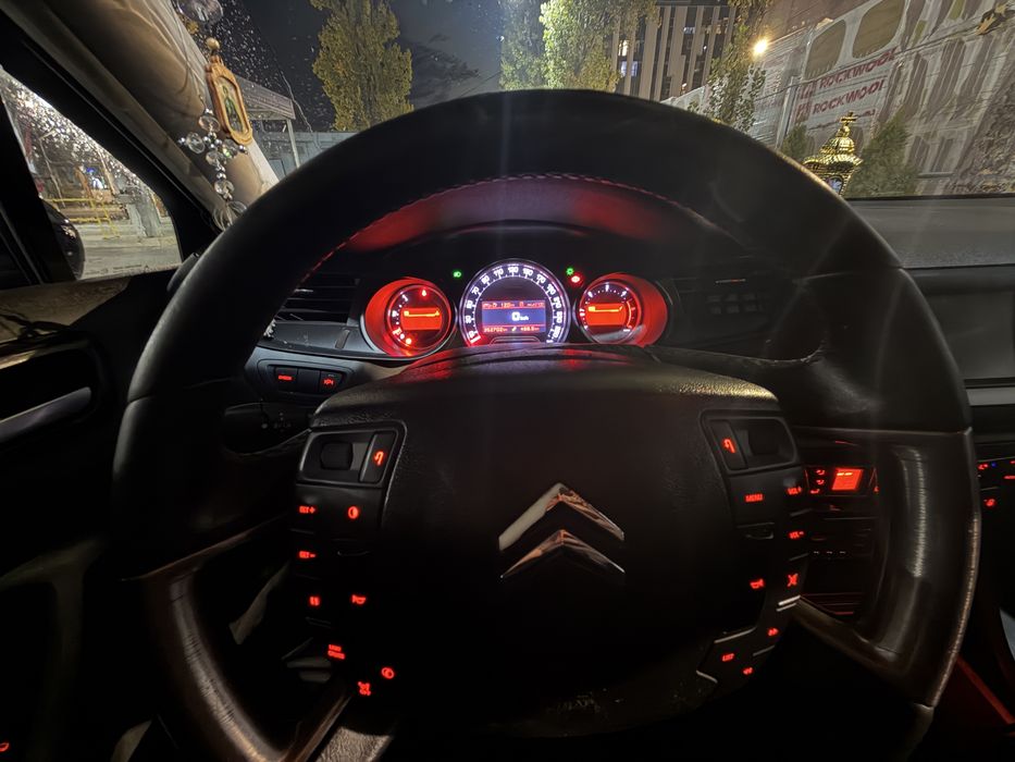 Vand Citroen C5 2010