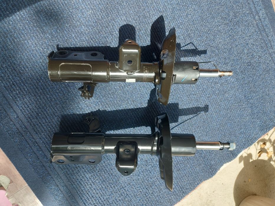 Амартизаторы Тойота Камри 70