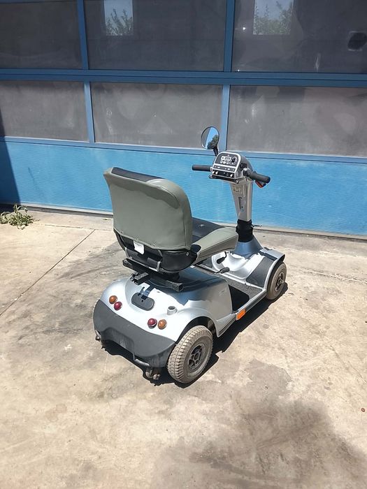 Carucior scuter elecrtic