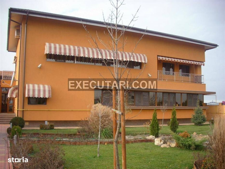 VILA - P+1E+M + Teren - 1.302 m²--AFUMATI