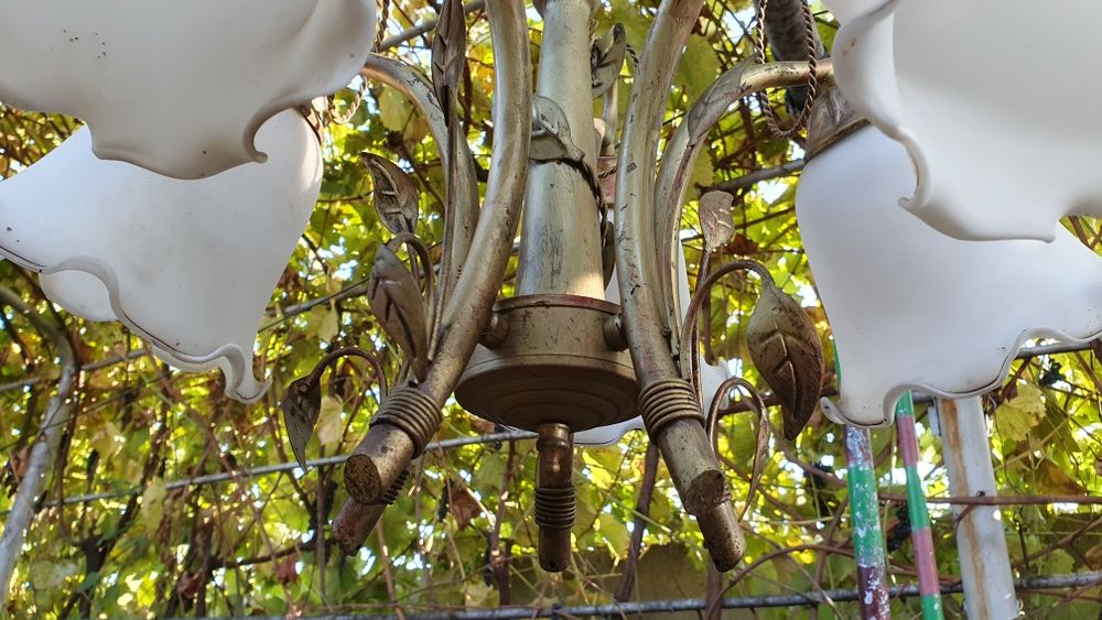 Lumini dinamice si Lustra cu 5 brate.