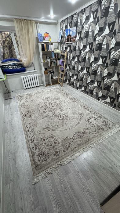 Продается ковер 2х3